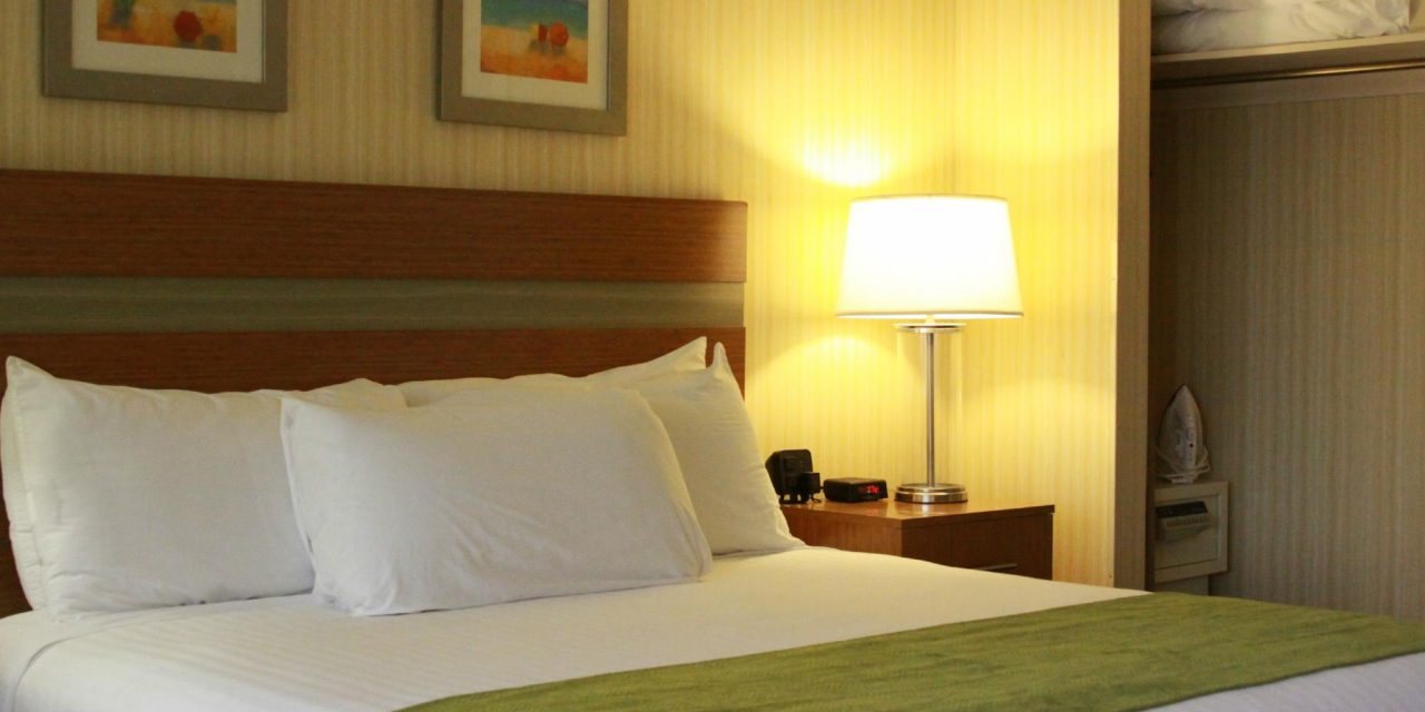 Barclay Towers Resort bedroom